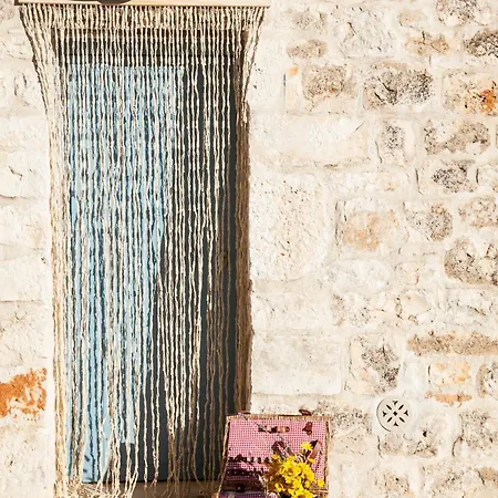 Gasthuis Trulli Controra 3*