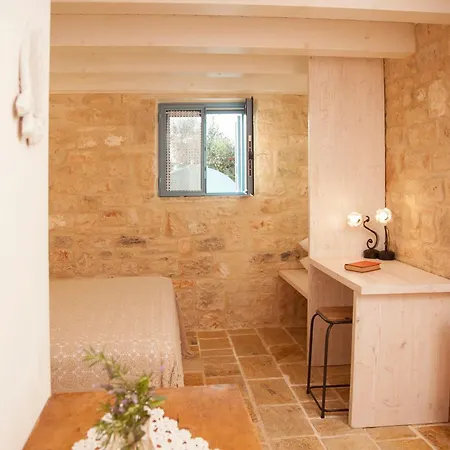 Trulli Controra 3* Conversano